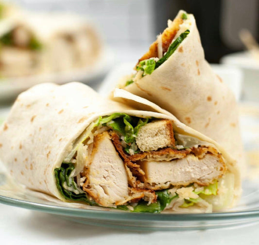 Wrap au poulet croustillant & salade de farfalles césar